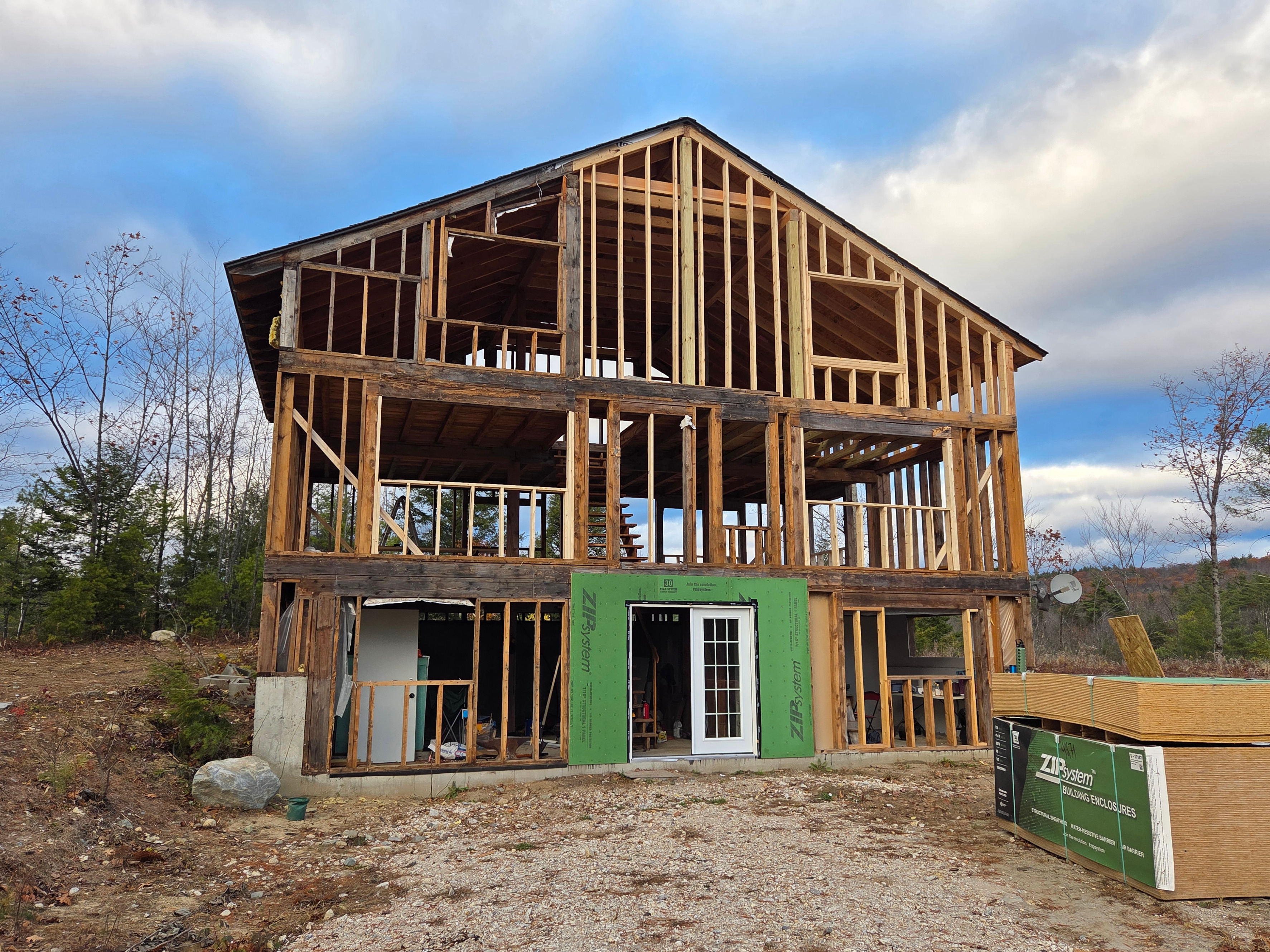 Workshop sans exterior cladding